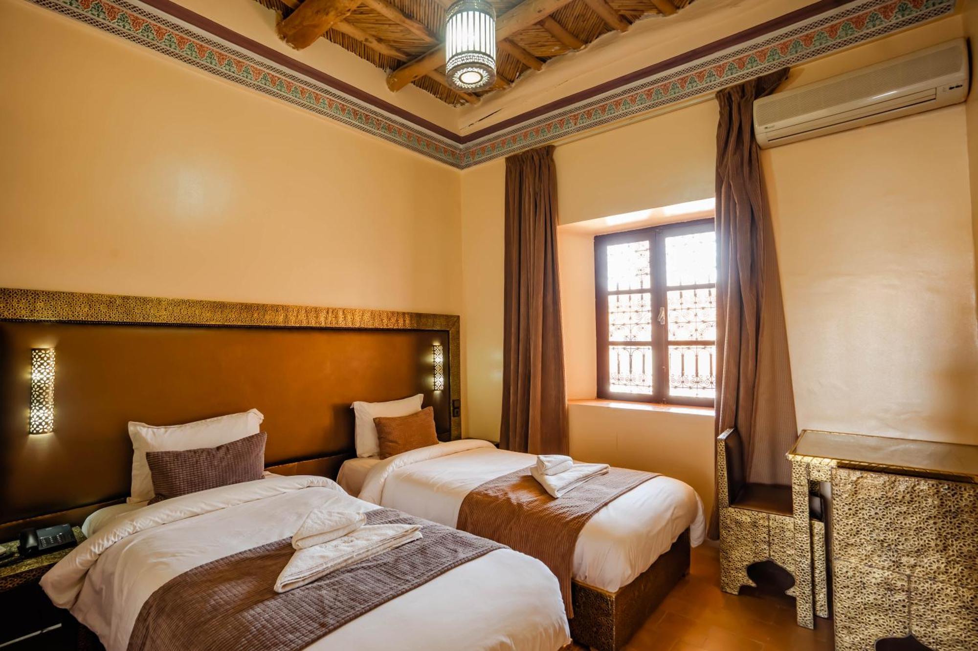 Bed and Breakfast Kasbah Tizzarouine Boumalne Dades Экстерьер фото